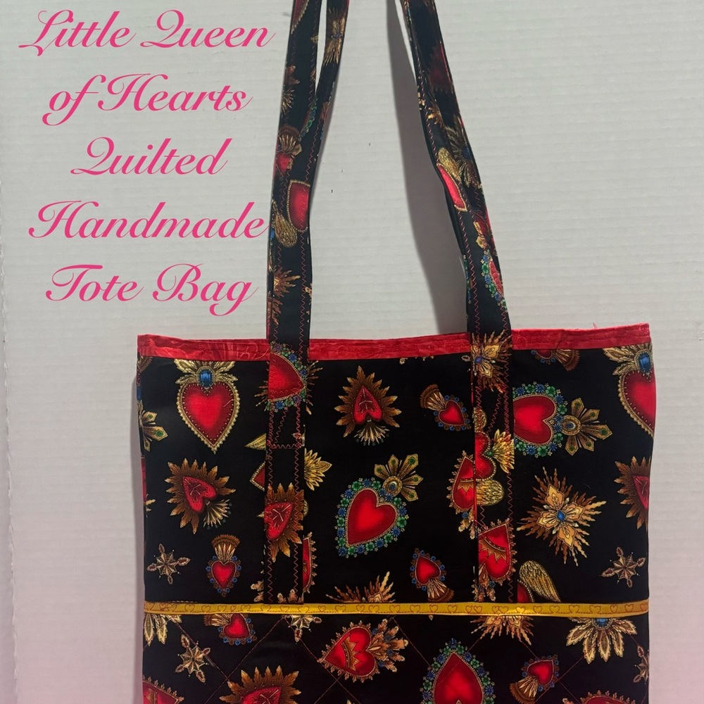 MOTHERS DAY LITTLE  QUEEN SCARED HEARTS MOTHERS DAY QUILTED  TOTE BAG